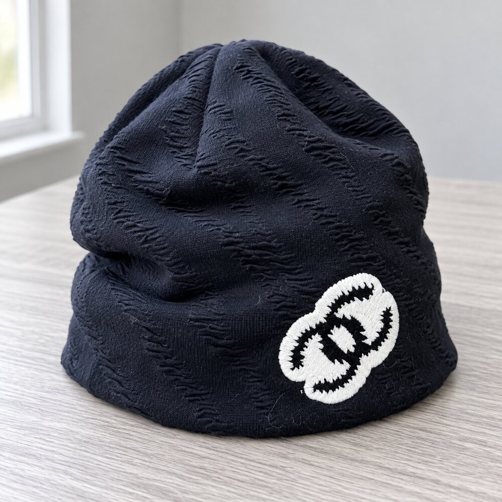CHANEL Textured CC Knit Beanie - Picture 4 of 6
